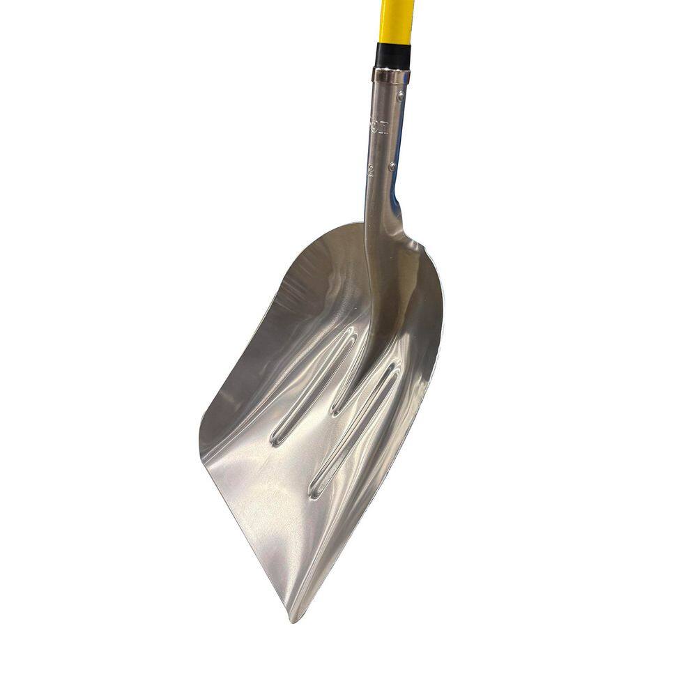 Bon Tool 84-689 48 in. Fiberglass Handle Western Blade Aluminum Scoop Shovel - Image 3