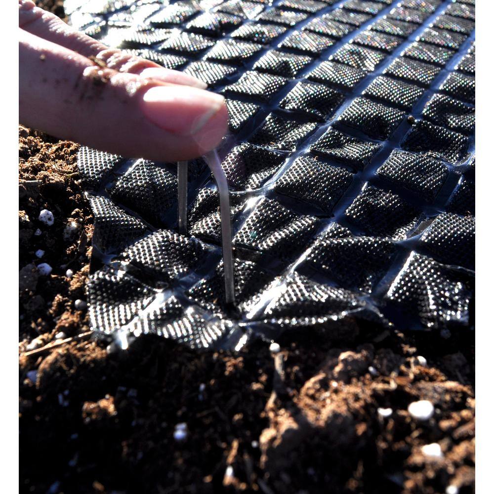 Vigoro 84500VG 3.5 in. Weed Barrier Landscape Fabric Garden Staples (500-Pack) - Image 15